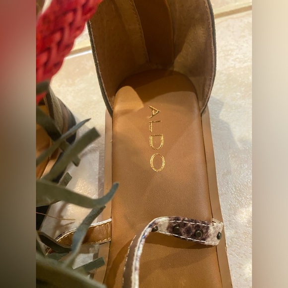 Aldo Tharesa Gladiator Fringe Boho Flat Western Cowgirl Sandals Size 7.5 - Picture 13 of 15